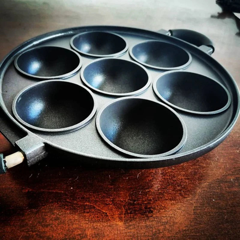 7 Hole Cooking Cake Pan Cast Iron Omelette Pan Non-Stick Cooking Pot Breakfast Egg Cooker Cake Mold Kitchen Cookware Kitchenware