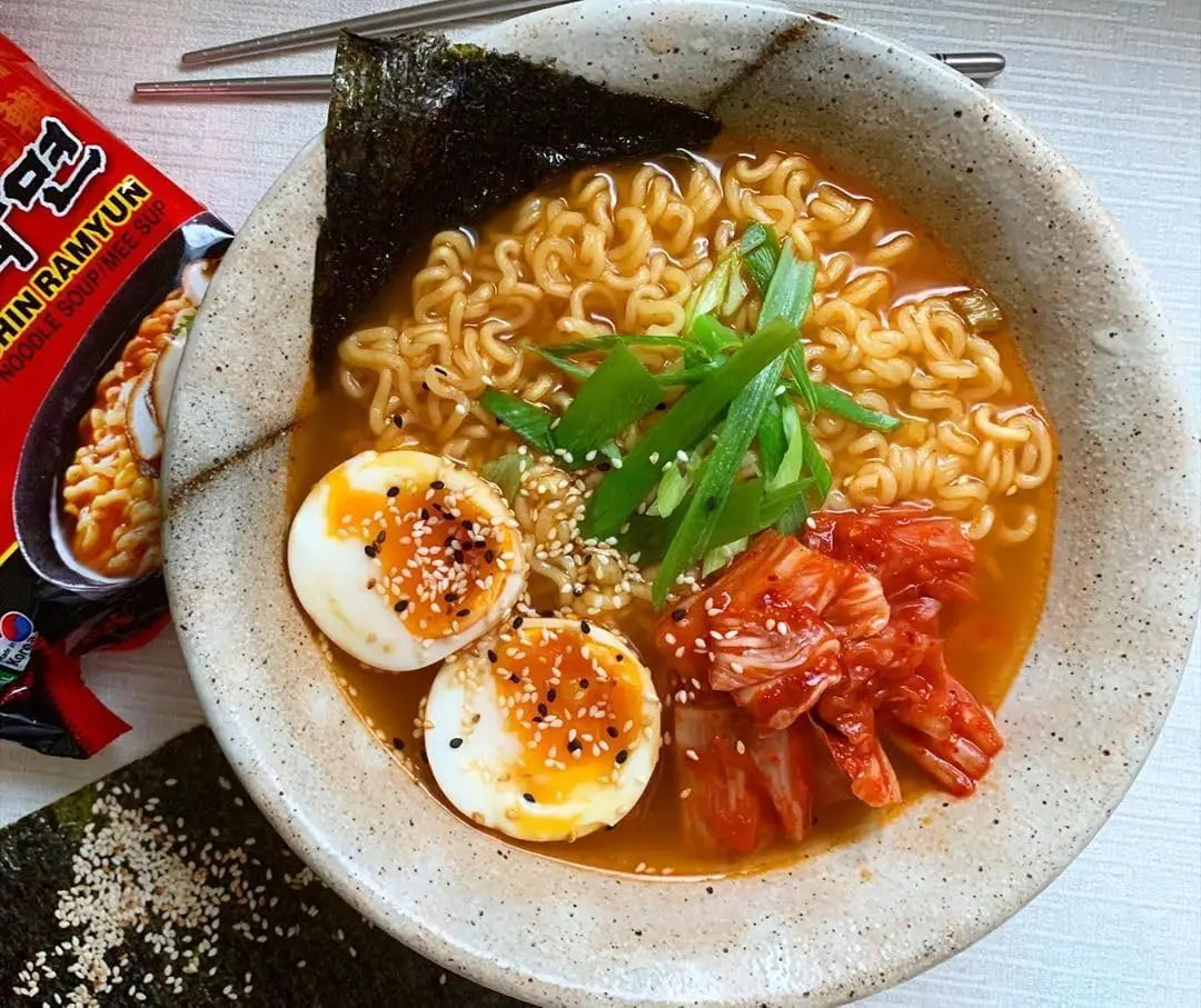 NongShim Shin Ramyun Noodle Soup Gourmet Spicy Pack of 20 x 120g