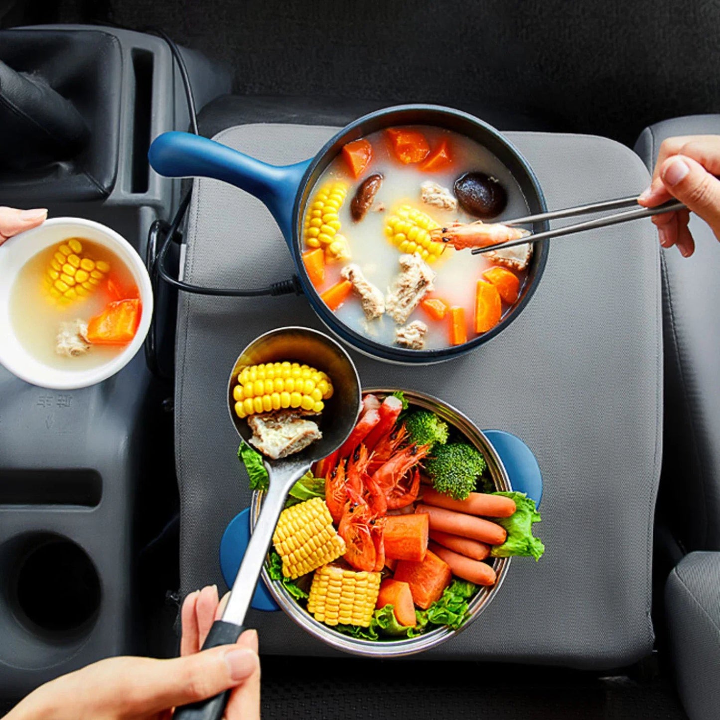 Mini 2L 12/24V Car Truck Non-stick Multifunction Electric Cooking Skillet with Streamer for Soup Fry Stew Cook Hot Pot 180W
